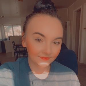 Meet your Posher, Priscilla